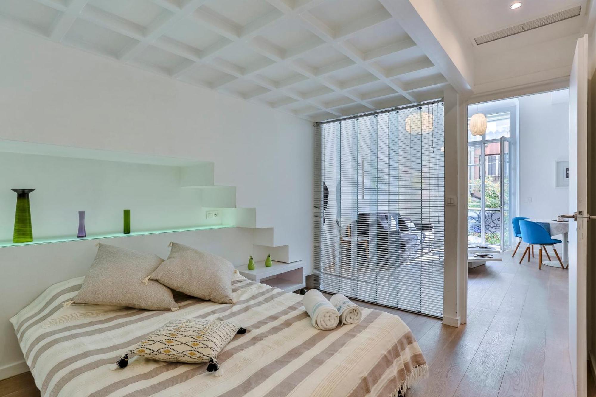 Liberte - Spacious Apartment City Center W Ac Ница Екстериор снимка
