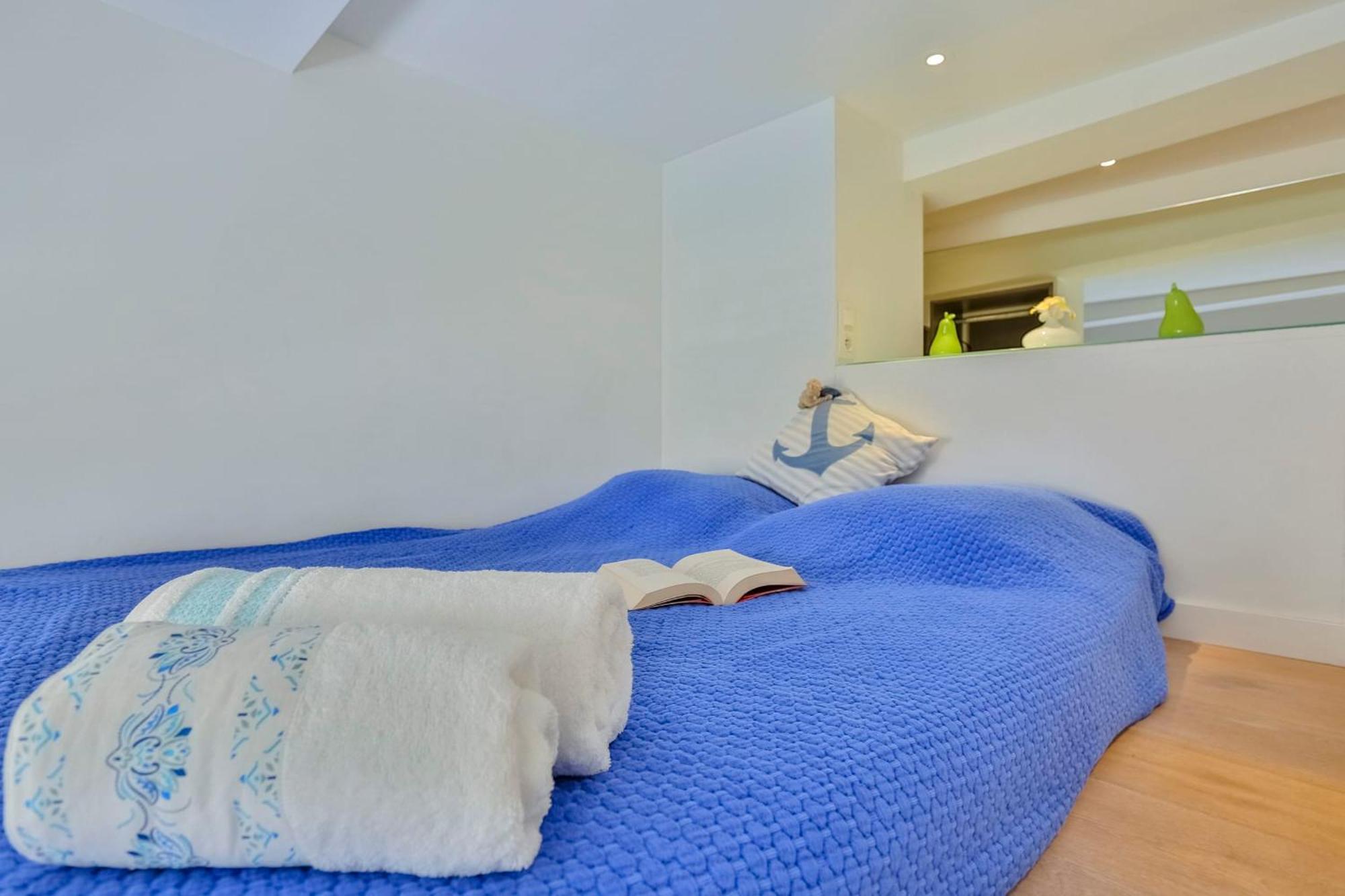 Liberte - Spacious Apartment City Center W Ac Ница Екстериор снимка