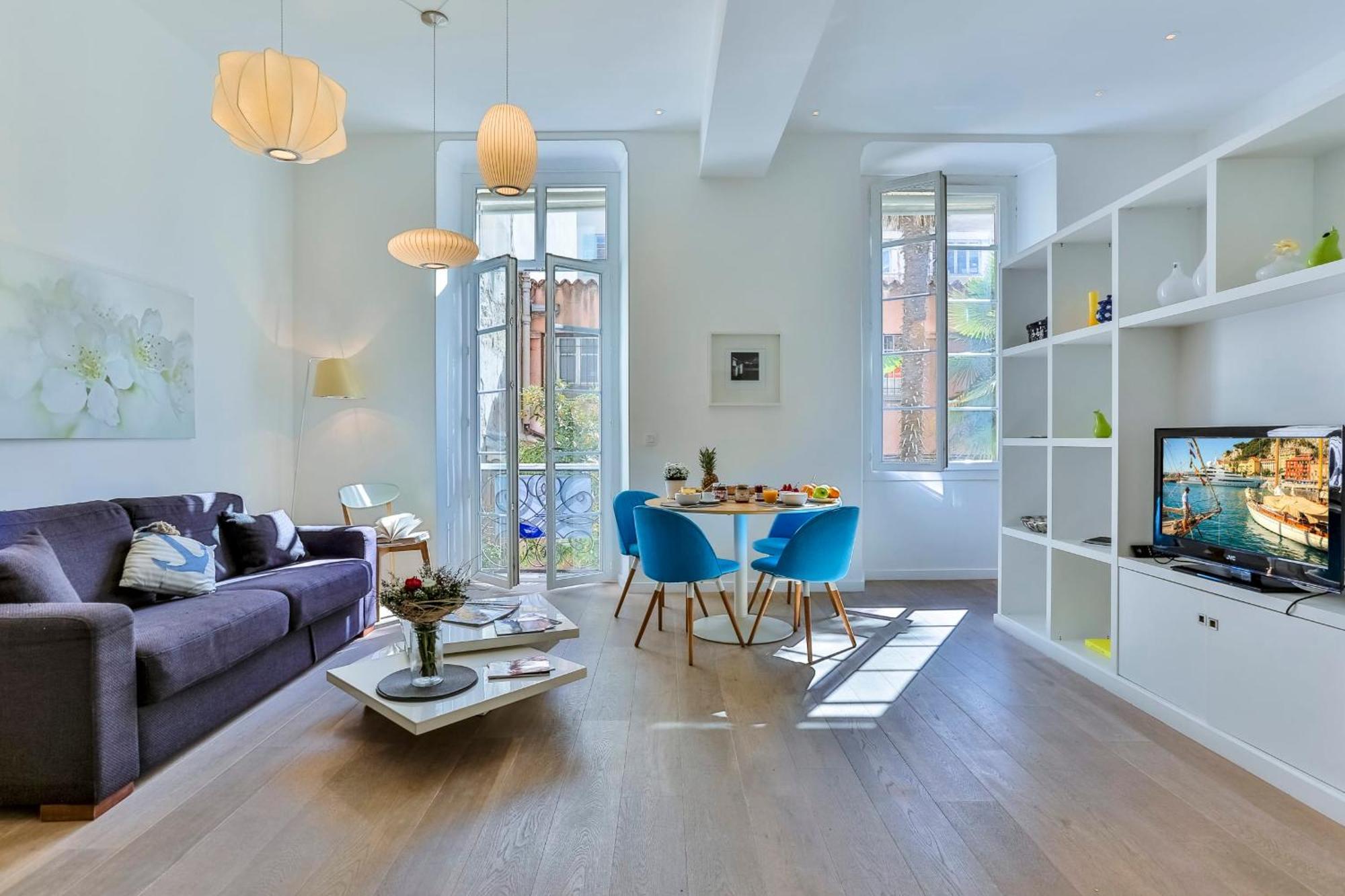 Liberte - Spacious Apartment City Center W Ac Ница Екстериор снимка